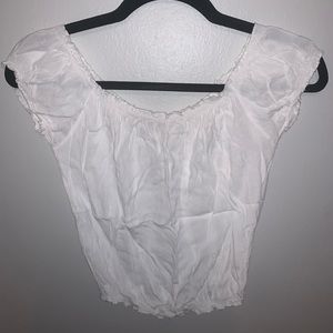 Brandy Melville off the shoulder or on the shoulder super cute basic